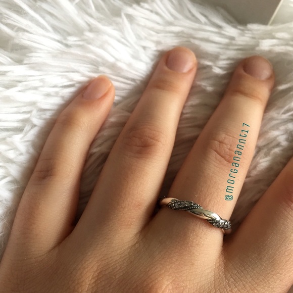 🆕 Pandora Ribbon of Love Ring - Picture 6 of 8